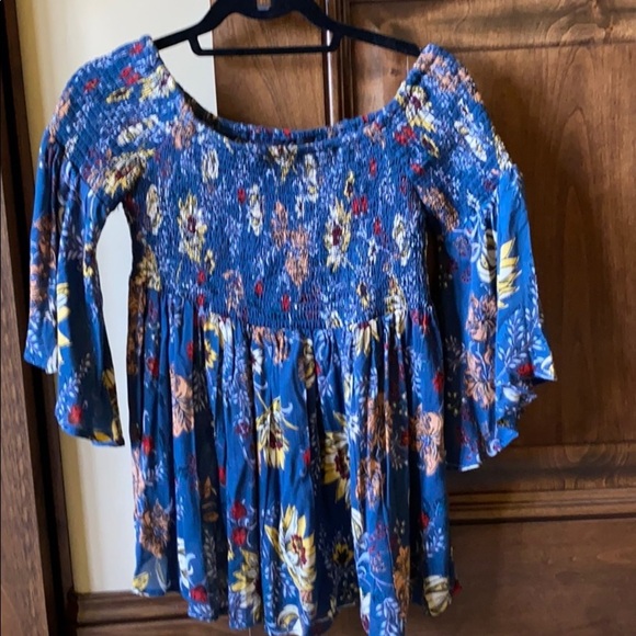 Angie Tops - Blue smock blouse NWT